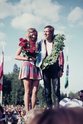 1972_ImagraGP_Czechoslovakia_残り2戦残しチャンピオン決定2人で勝ち取ったチャンピオンということでソイリさんを表彰台に招く